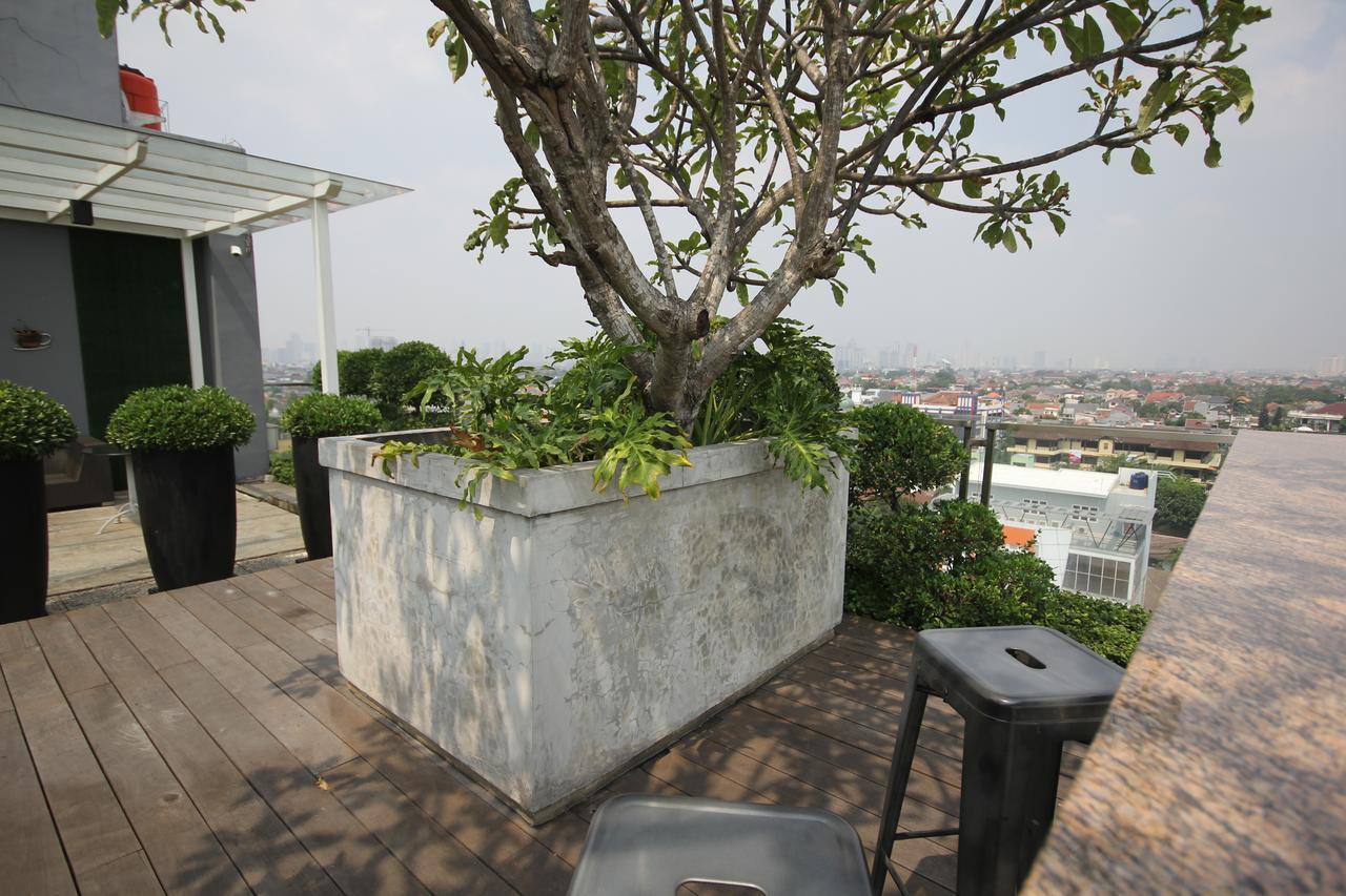 Harvia Suites Kebon Jeruk Jakarta Eksteriør bilde
