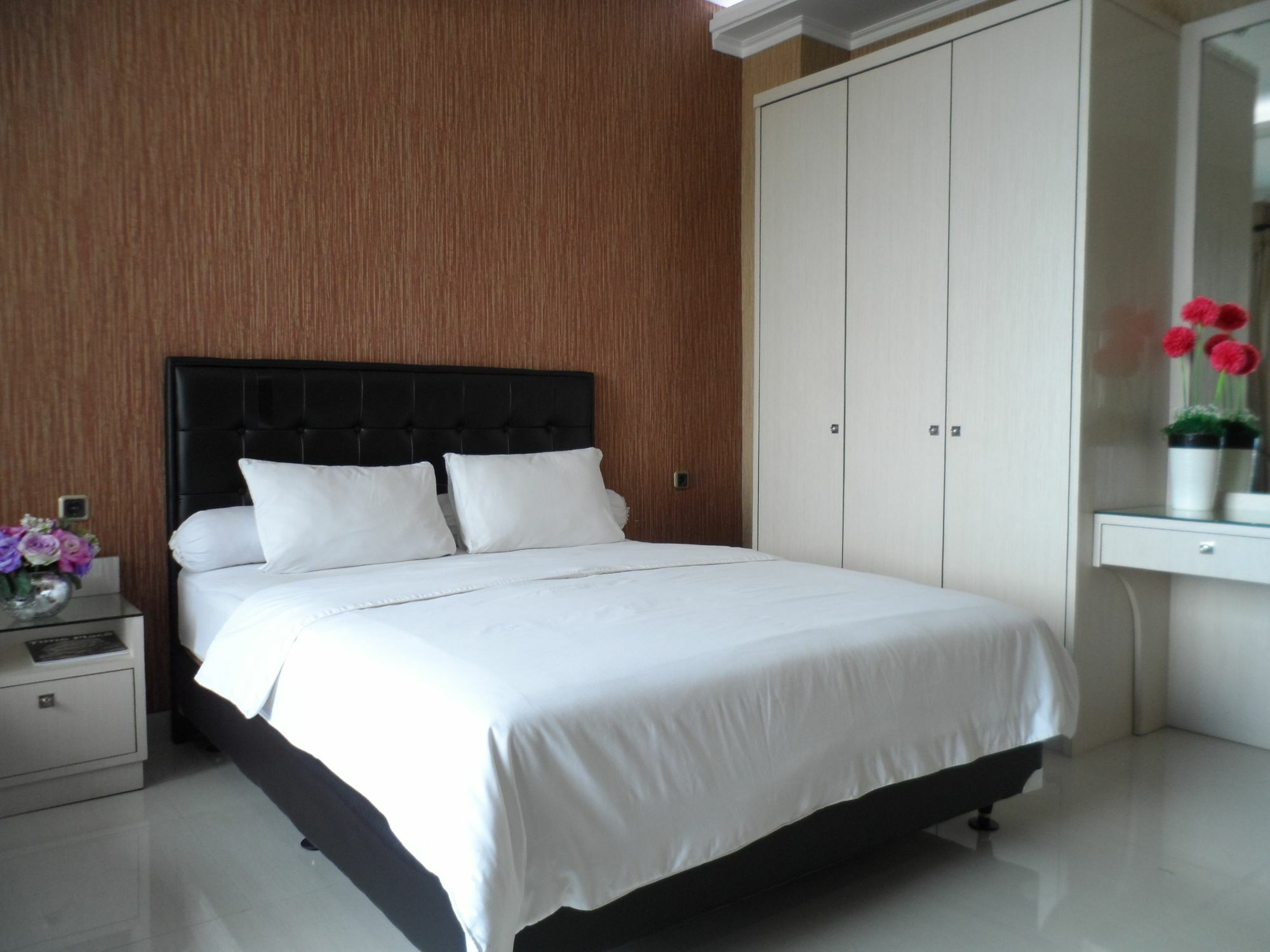 Harvia Suites Kebon Jeruk Jakarta Eksteriør bilde